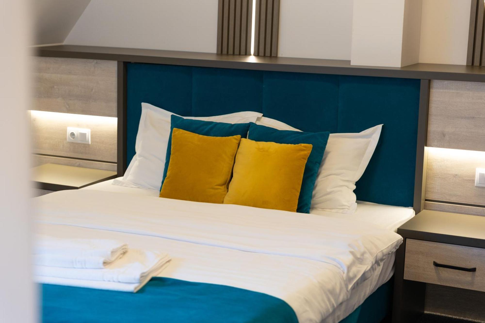 Loft By Lumiere Sibiu Hotel Exterior photo