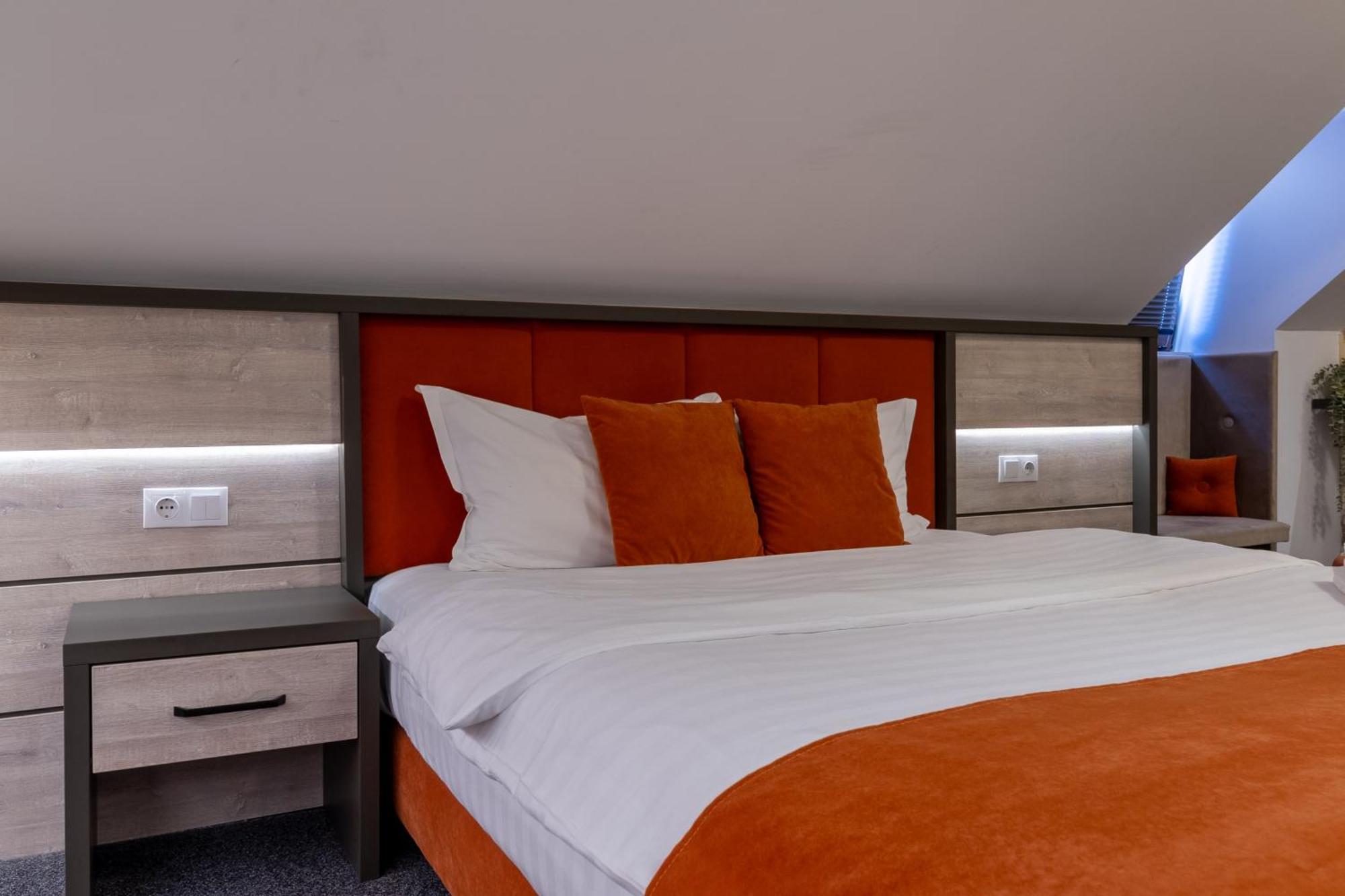 Loft By Lumiere Sibiu Hotel Exterior photo